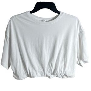 Cloth By Design Cropped White Tee Shirt Size Medium